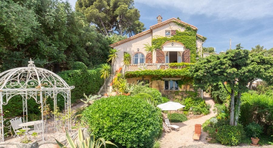 Maison France 1