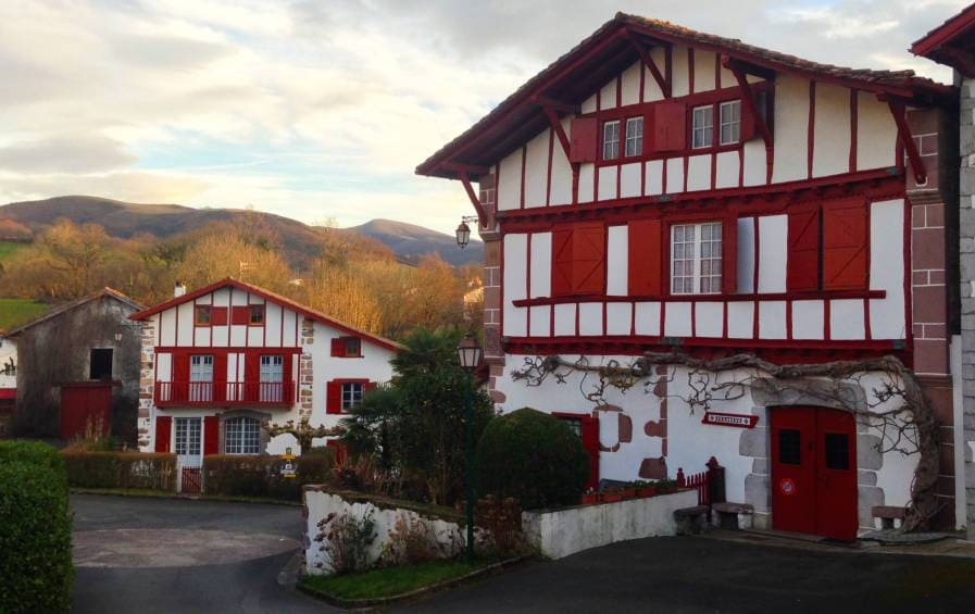 cote basque 3